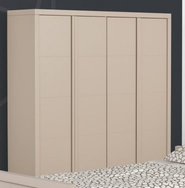 Armoire beige à quatre portes